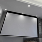 Écran projecteur HD motorisé 72" avec télécommande